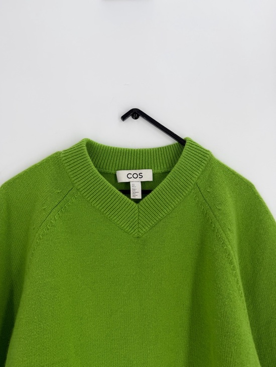 COS Sweaters - Cos Cropped V-Neck Wool Jumper Sweater In Green